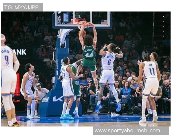 湖人强势统治篮板战场前场篮板狂揽24个总数领先对手17个 湖人强势统治篮板战场前场篮板狂揽24个总数领先对手17个